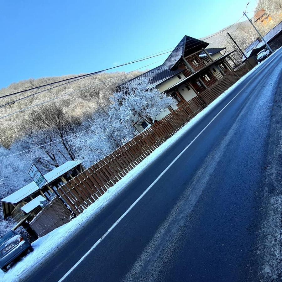 Pensiunea Casa Transalpina Sugág Kültér fotó